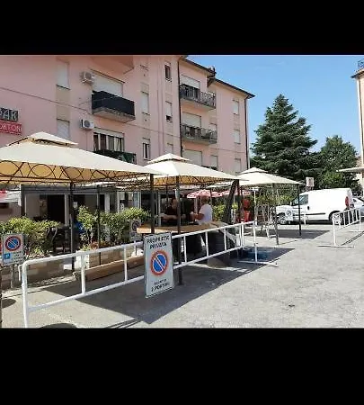 Ξενοδοχείο Bar Due Portoni 2*