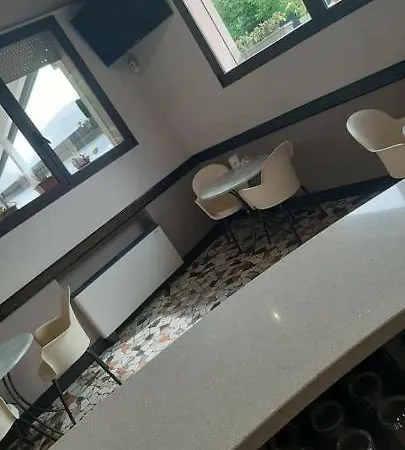 Ξενοδοχείο Bar Due Portoni